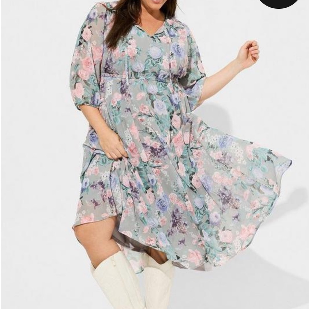 NWT Torrid Floral Tea Length Chiffon Dress